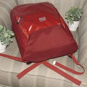 NWT Timber Ridge Explorer 25L  Hiking Backpack